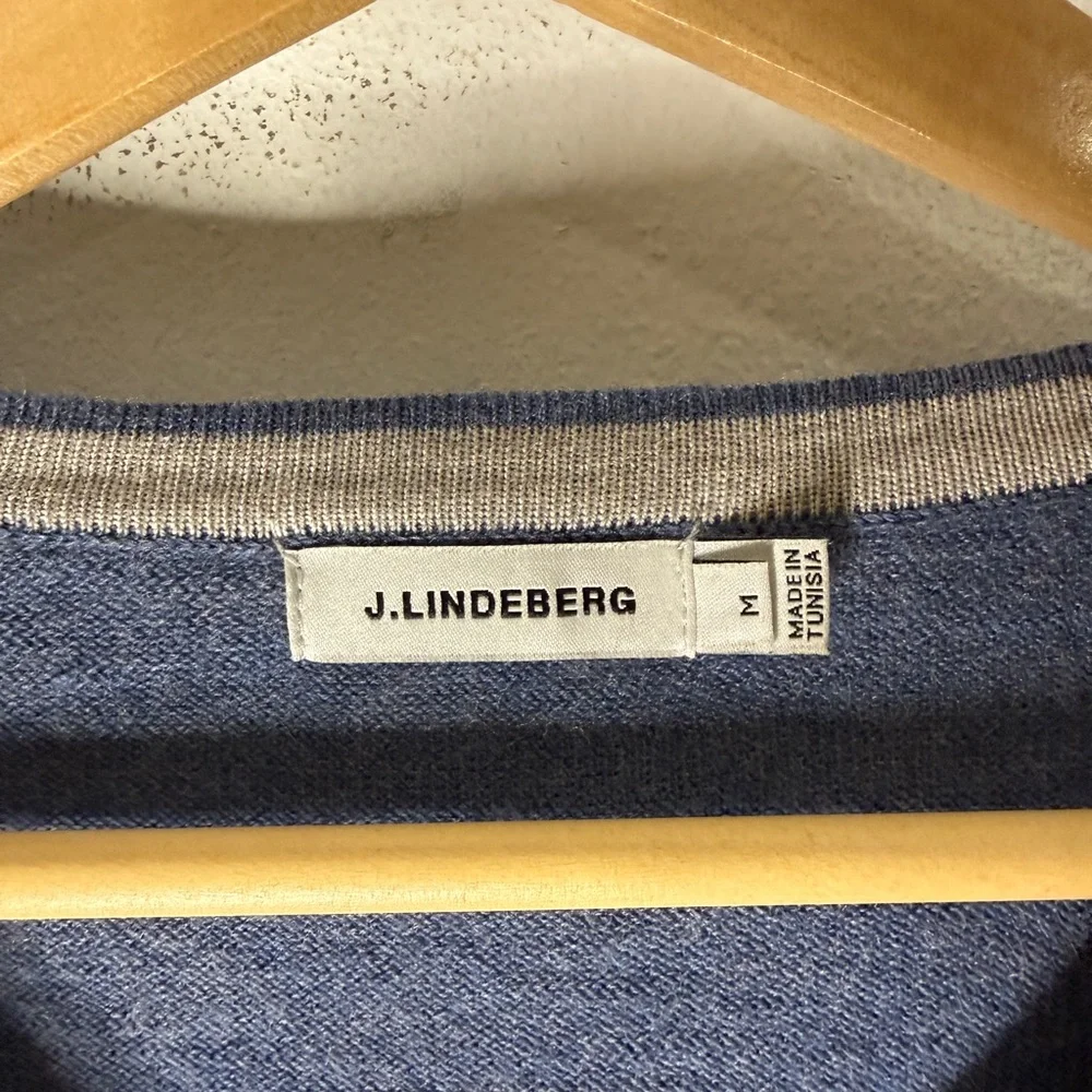 j lindeberg‎ Merino Wool V Neck Sweater Blue Size Medium Preppy